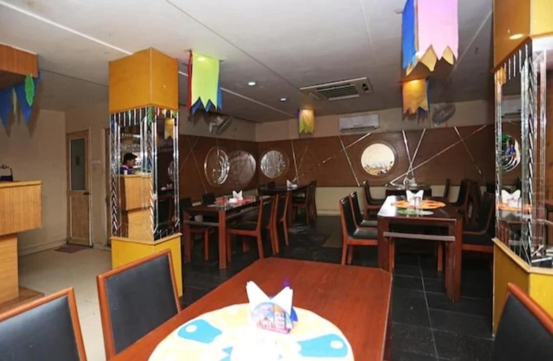 Kalyani Hotel Ambassador Chocolate Inn מראה חיצוני תמונה