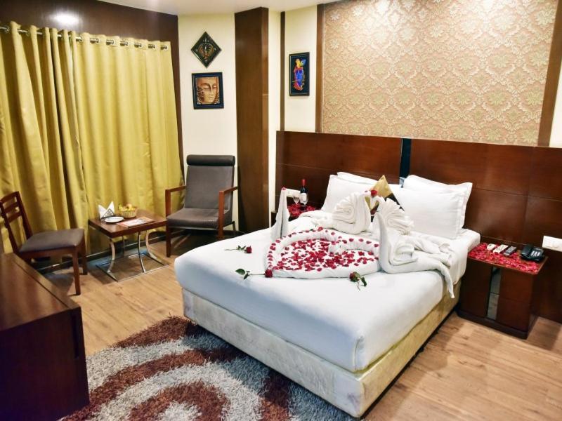 Kalyani Hotel Ambassador Chocolate Inn מראה חיצוני תמונה